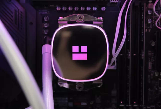 Thermalright Frozen Horizon 360 